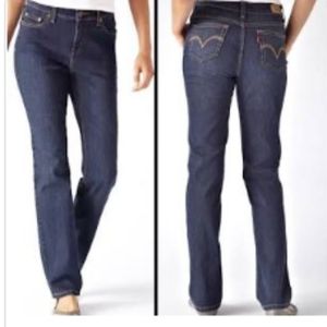 NWOT Levis Perfectly Slimming 512 Straight